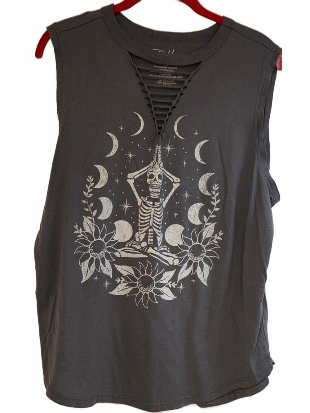 Gold Rush Women's Yoga Tank Top with Skeleton and Moon Phases Graphic, Size 1X